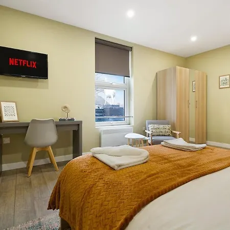 1-bedroom On Linthorpe Road, With Free Wifi, Free Private Parking, Smart Tv & Self-catering Kitchen Appartement