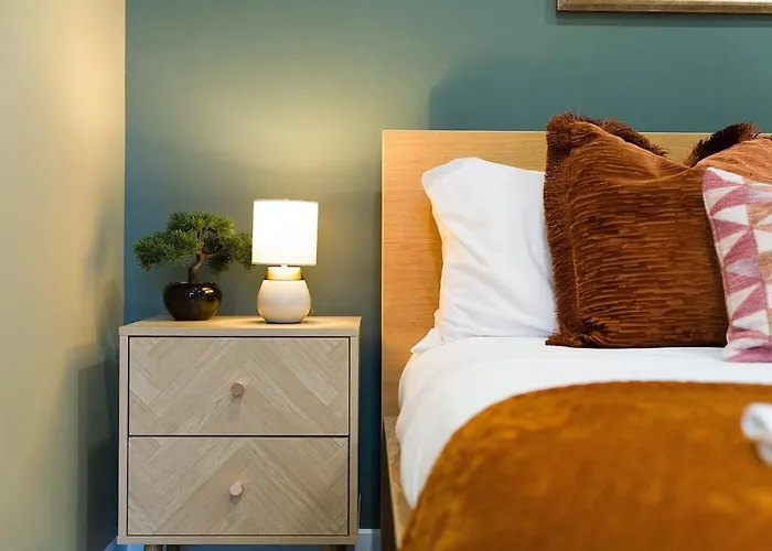 1-bedroom On Linthorpe Road, With Free Wifi, Free Private Parking, Smart Tv & Self-catering Kitchen Middlesbrough