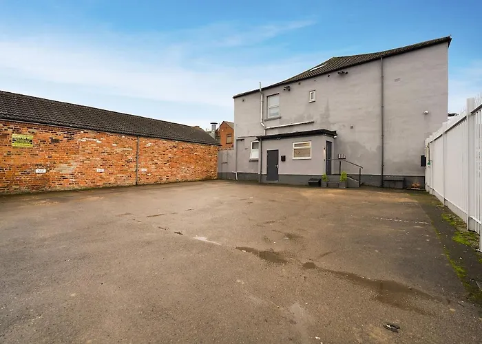 1-bedroom On Linthorpe Road, With Free Wifi, Free Private Parking, Smart Tv & Self-catering Kitchen Appartement